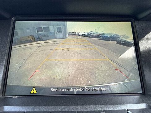 Used 2015 Chevrolet Equinox LT w/ Driver Convenience Package image 27