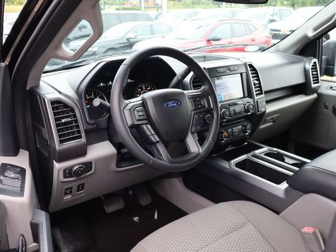 Used 2018 Ford F150 XLT w/ Equipment Group 302A Luxury AWD/4WD image 15