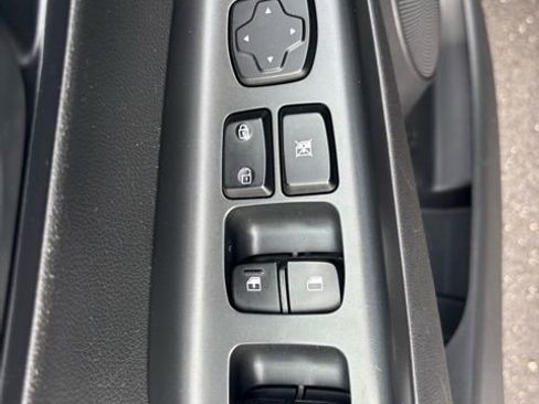 Used 2023 Hyundai Kona SE AWD/4WD image 21