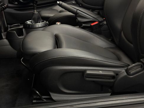 Used 2017 MINI Cooper S FWD image 16