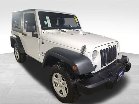 Used 2015 Jeep Wrangler Sport w/ Connectivity Group image 5