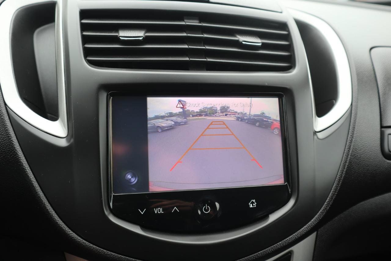 Used 2015 Chevrolet Trax LT AWD/4WD image 22
