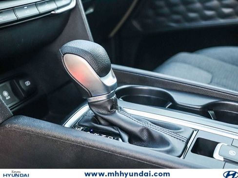 Used 2019 Hyundai Santa Fe SE AWD/4WD image 18