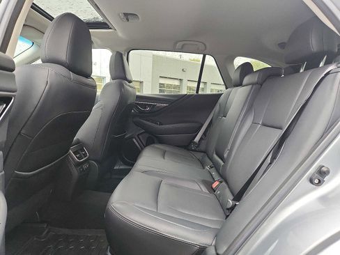 Used 2020 Subaru Outback Limited AWD/4WD image 10