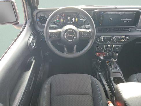 Used 2024 Jeep Wrangler Unlimited Rubicon 4xe AWD/4WD image 13