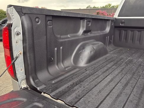 Used 2016 Chevrolet Silverado 1500 LT w/ LT Convenience Package RWD image 17