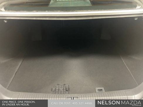 Used 2022 Toyota Avalon Limited w/ Advanced Safety Package FWD image 13