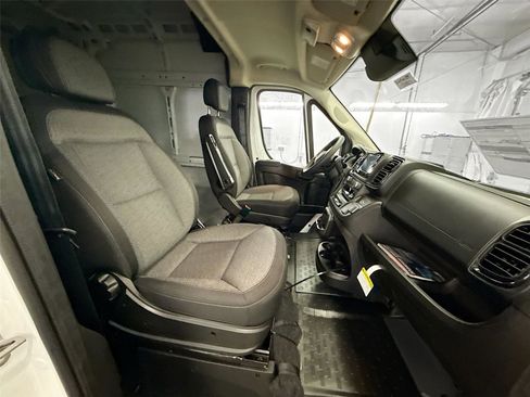 New 2026 RAM ProMaster 2500 w/ Convenience Group FWD image 17