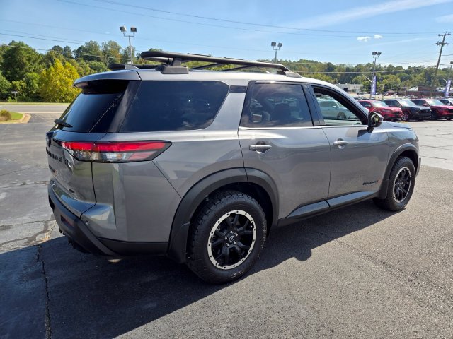 Used 2025 Nissan Pathfinder Rock Creek AWD/4WD image 8