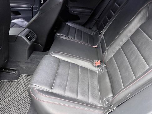 Used 2016 Volkswagen GTI SE w/ Lighting Package (SEL) FWD image 14