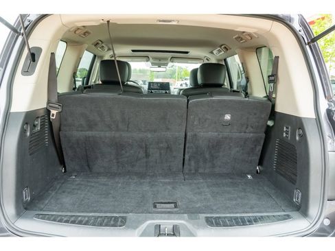 Used 2024 INFINITI QX80 Luxe AWD/4WD image 17