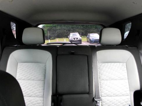 Used 2019 Chevrolet Equinox LS image 15