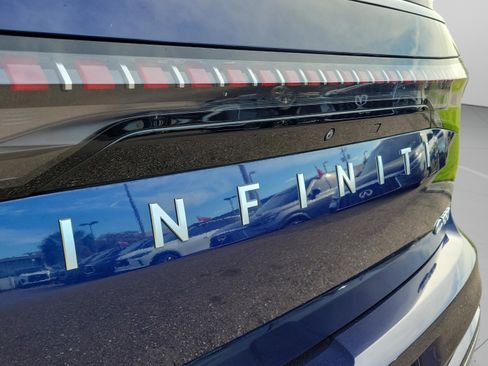 Certified 2025 INFINITI QX80 Luxe image 29