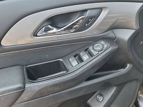 Used 2020 Chevrolet Traverse LT AWD/4WD image 13