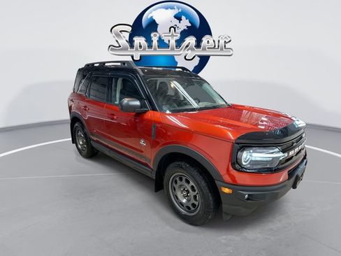 Used 2024 Ford Bronco Sport Outer Banks image 2