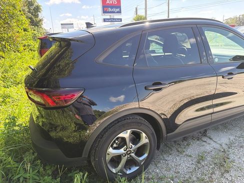 Used 2025 Ford Escape ST-Line FWD image 8