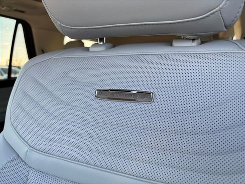 Used 2025 Ford Expedition Max Platinum w/ Platinum Ultimate Package image 27