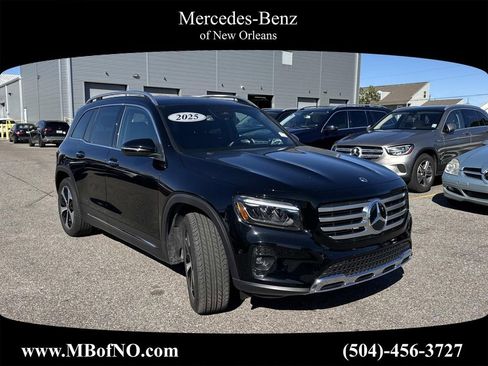 Used 2025 Mercedes-Benz GLB 250 image 1