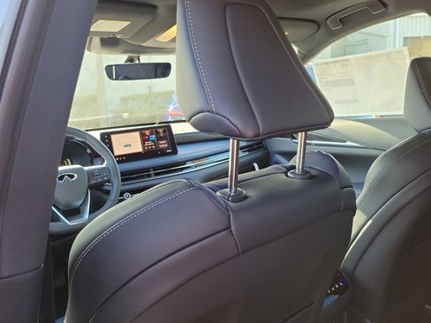 New 2026 INFINITI QX60 Sport w/ Dark Cargo Package image 10