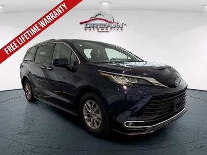 Used 2023 Toyota Sienna XLE