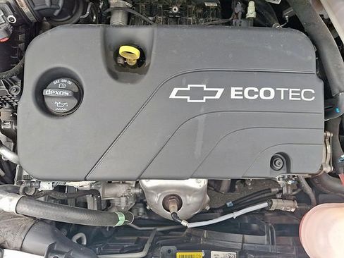 Used 2022 Chevrolet Spark LT image 27