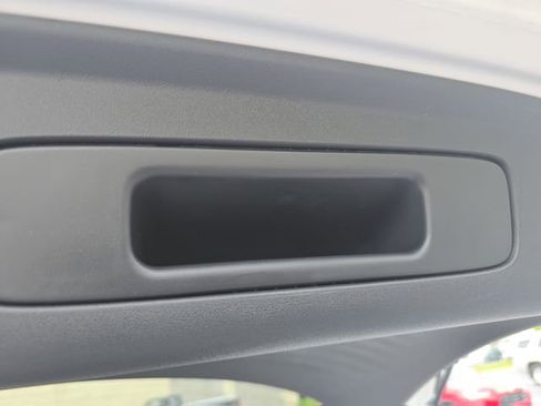 New 2026 Honda HR-V EX-L image 13