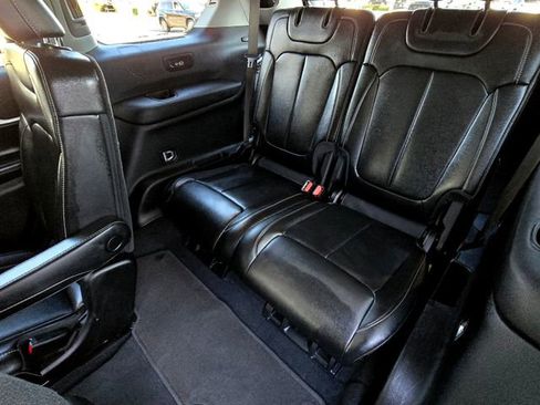 Certified 2023 Jeep Grand Cherokee L Limited image 21