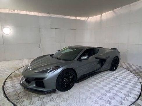 Used 2023 Chevrolet Corvette Z06 RWD image 8