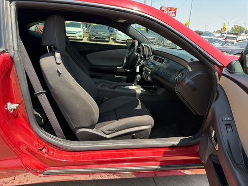 Used 2015 Chevrolet Camaro LS RWD image 16