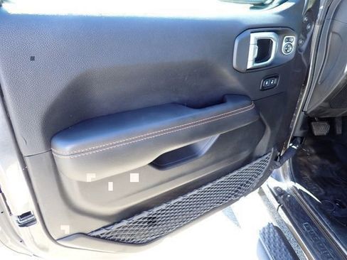 Certified 2021 Jeep Gladiator Mojave w/ LED Lighting Group AWD/4WD image 20
