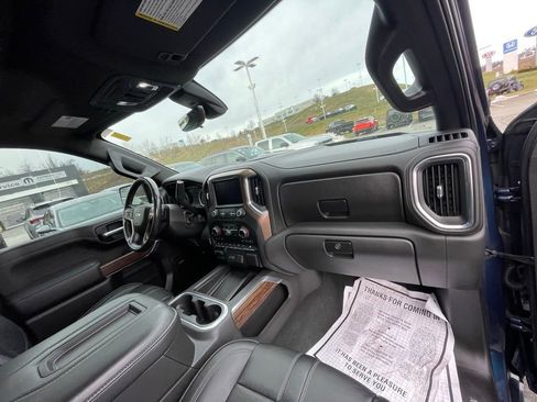 Used 2021 Chevrolet Silverado 1500 High Country w/ Technology Package image 13