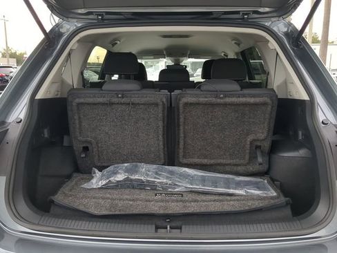 Certified 2024 Volkswagen Tiguan S image 9