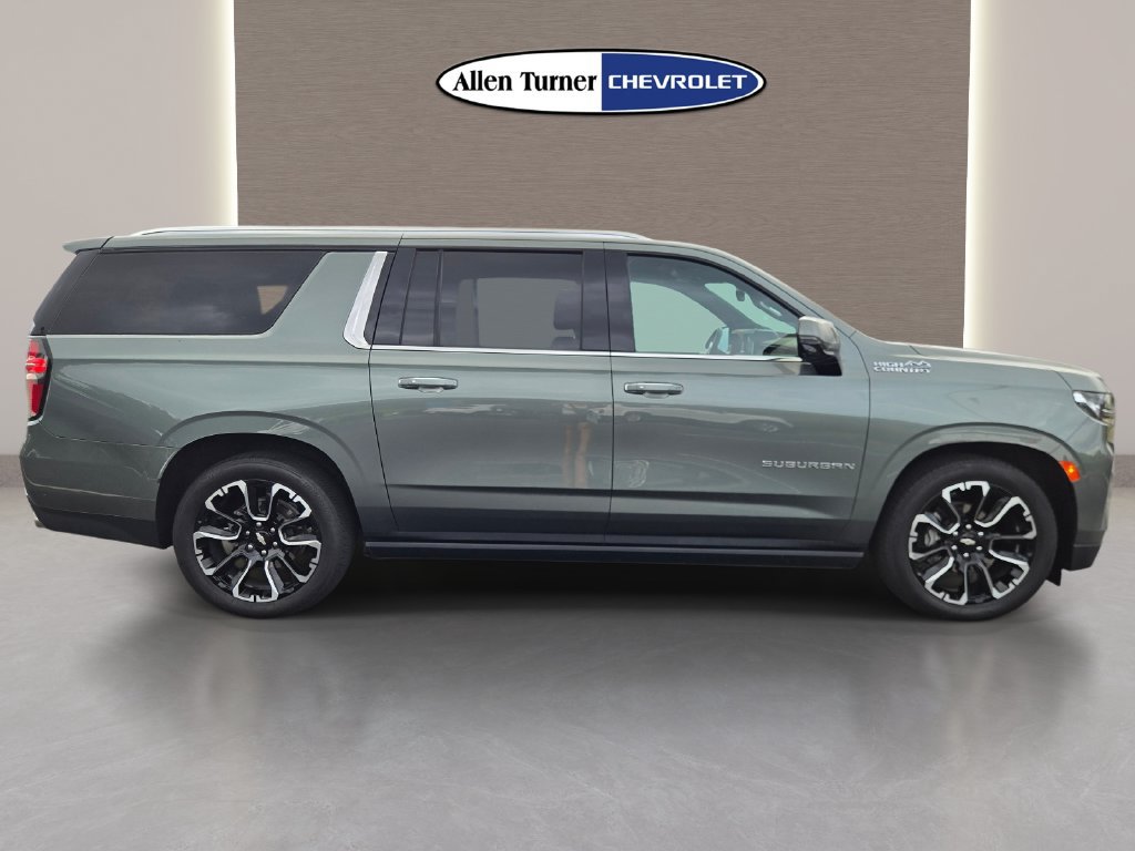Used 2024 Chevrolet Suburban High Country w/ LPO, Illumination Package AWD/4WD image 6