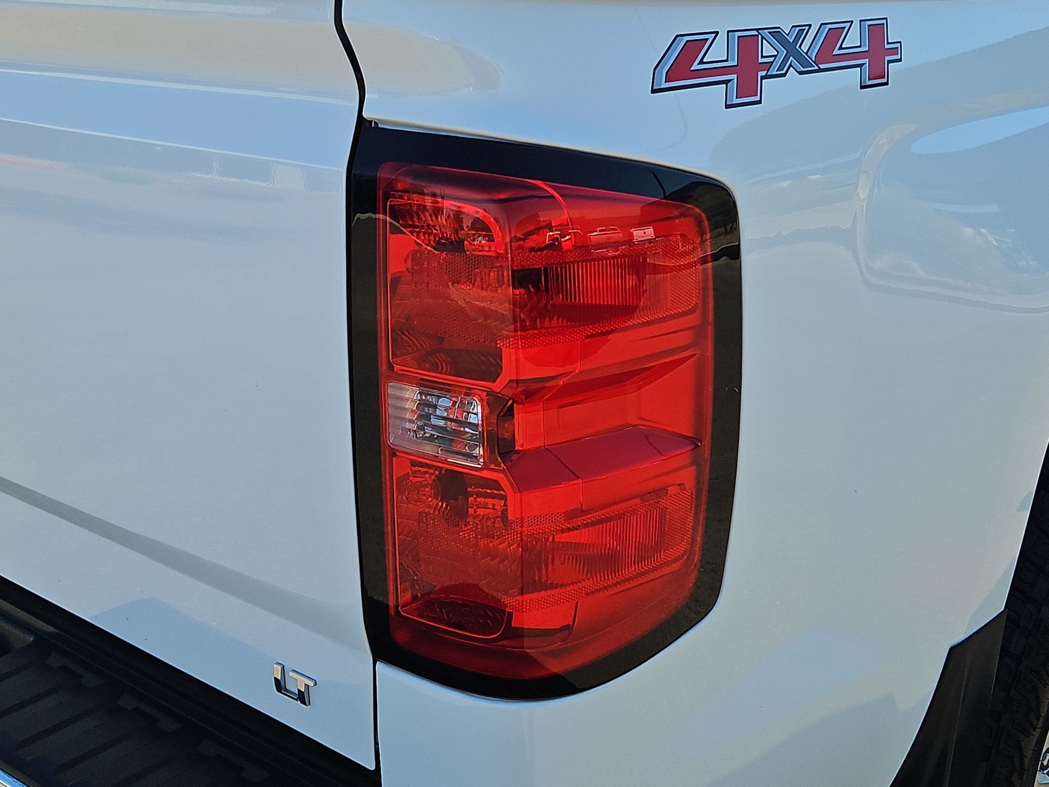 Used 2017 Chevrolet Silverado 1500 LT w/ All Star Edition AWD/4WD image 11
