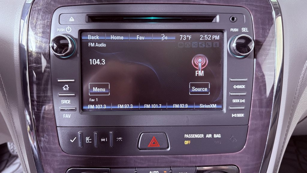 Used 2015 Buick Enclave Leather FWD image 15