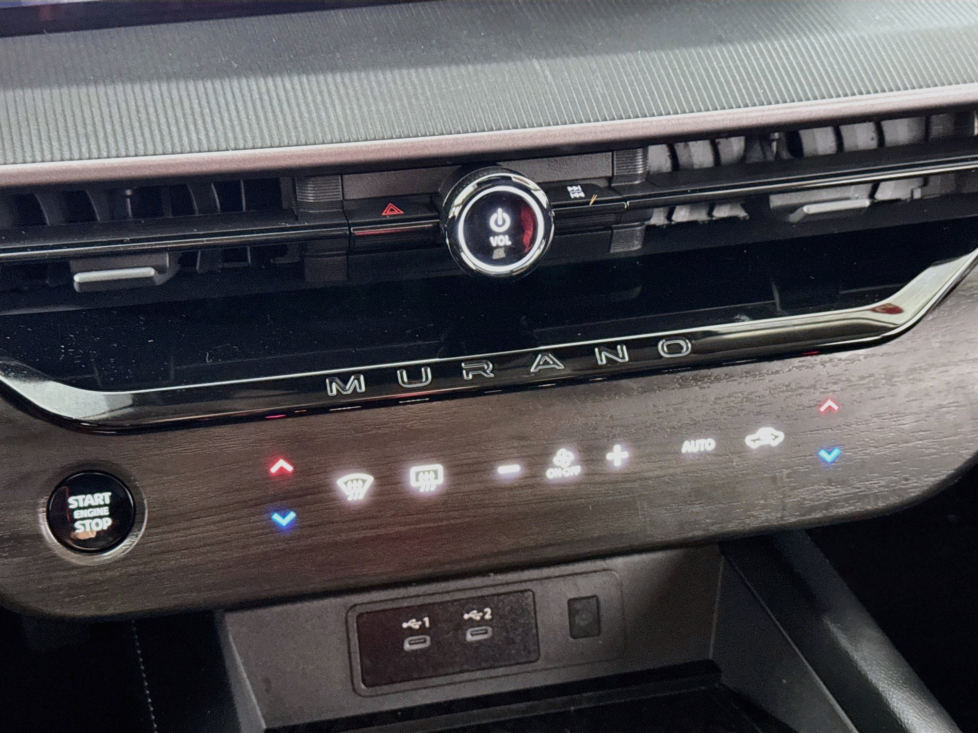 Used 2025 Nissan Murano SV AWD/4WD image 18