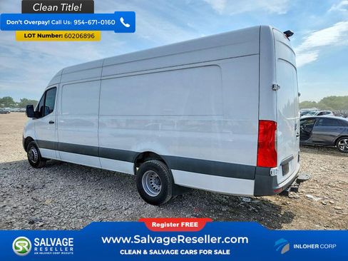Used 2024 Mercedes-Benz Sprinter 3500 image 3