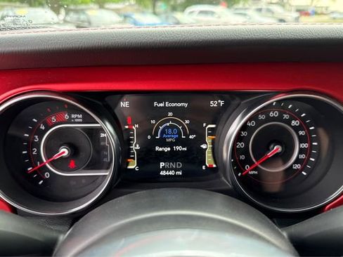 Used 2021 Jeep Wrangler Unlimited Rubicon AWD/4WD image 15