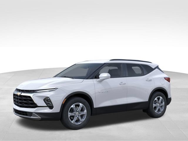 New 2026 Chevrolet Blazer LT w/ Convenience Package AWD/4WD image 2
