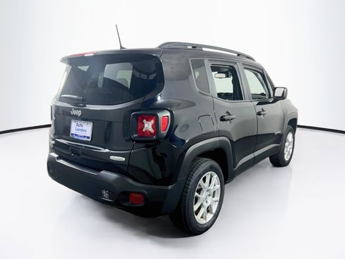 Used 2022 Jeep Renegade Latitude w/ Convenience Group AWD/4WD image 5