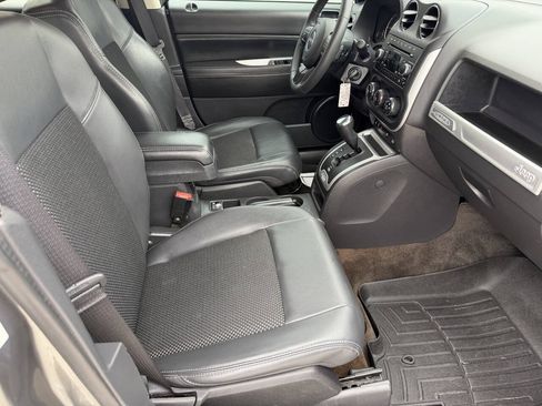 Used 2014 Jeep Compass Latitude AWD/4WD image 20