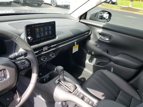 Used 2025 Honda HR-V EX-L image 17