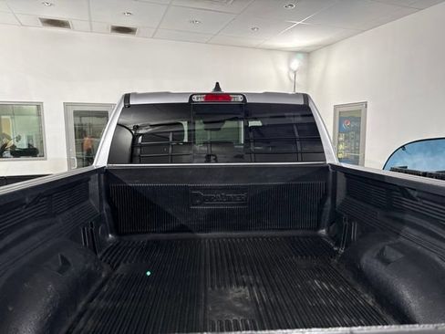 Used 2022 RAM 1500 Laramie AWD/4WD image 8