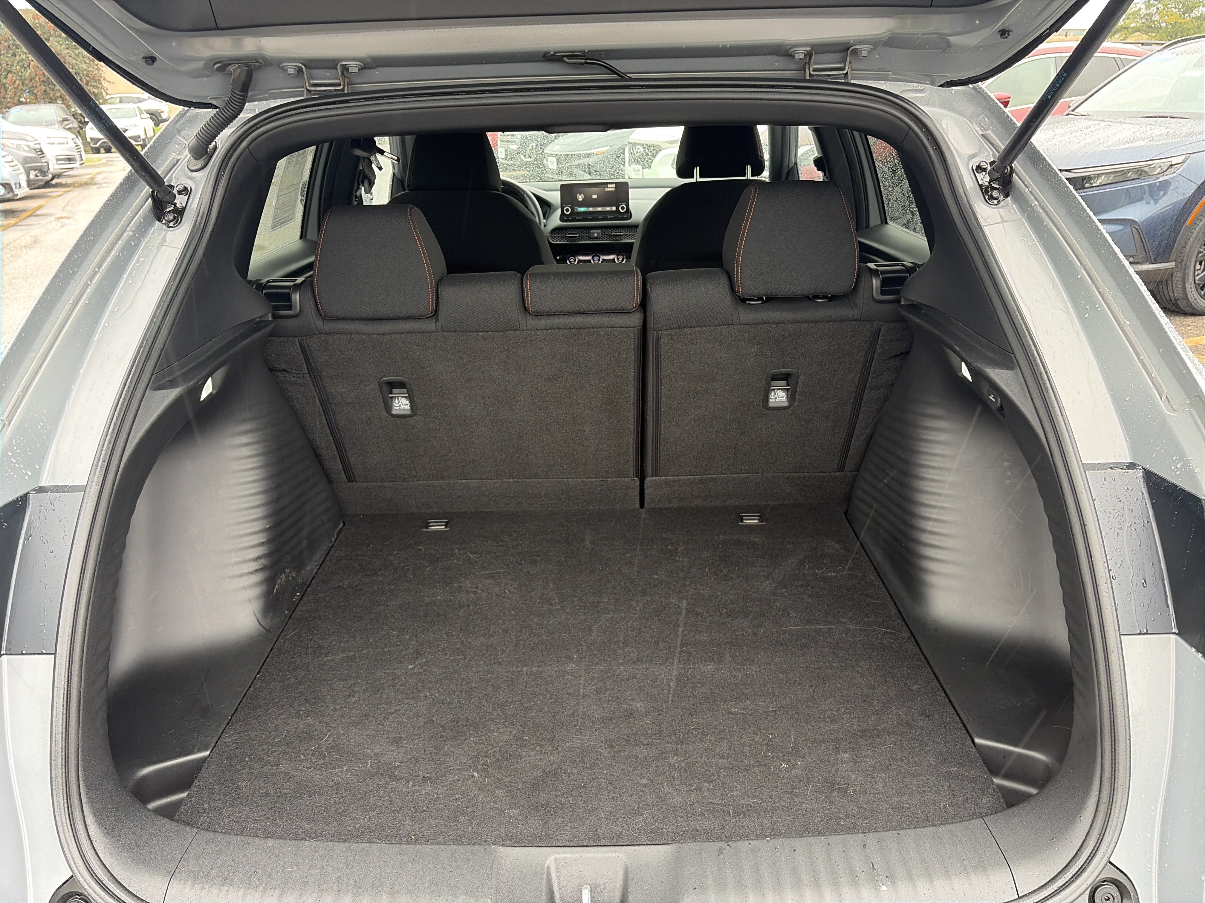 Certified 2025 Honda HR-V Sport image 12