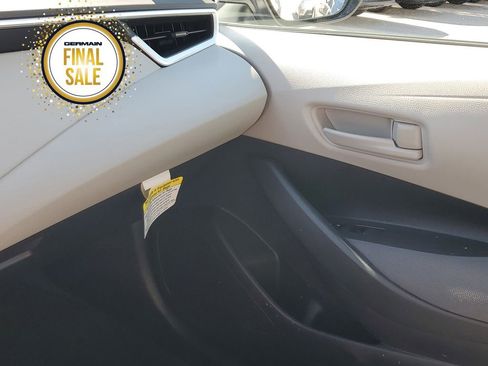 Certified 2025 Toyota Corolla LE image 24