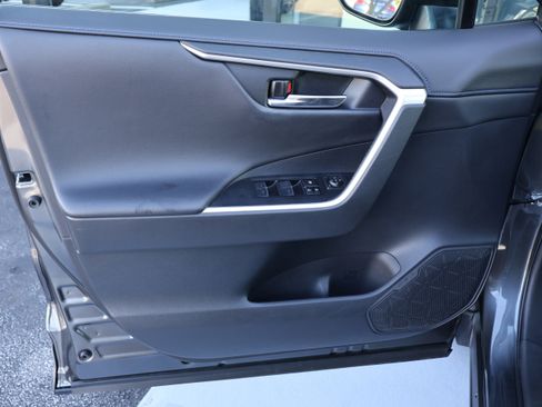 Used 2023 Toyota RAV4 XSE image 10