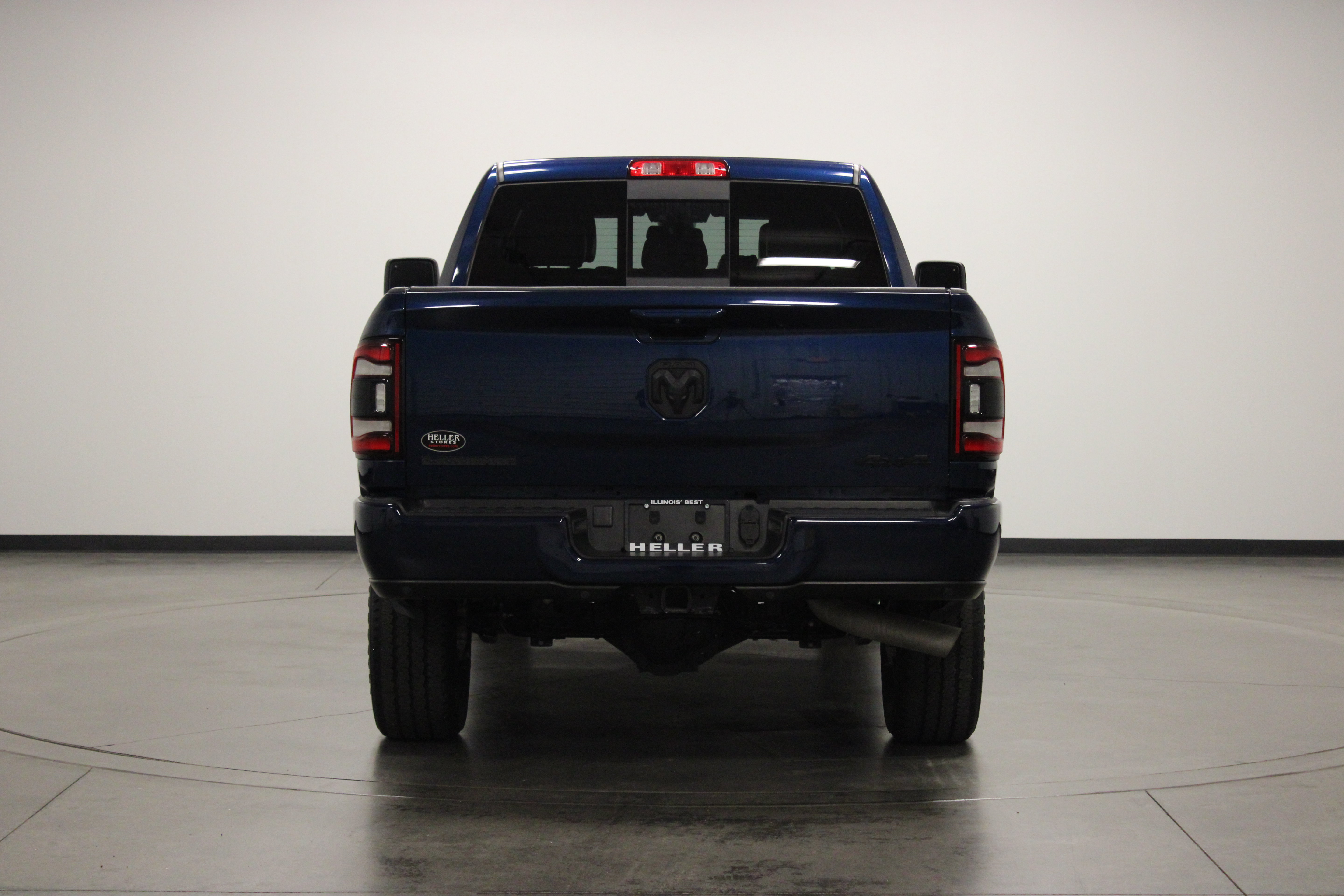 Used 2023 RAM 2500 Laramie AWD/4WD image 7