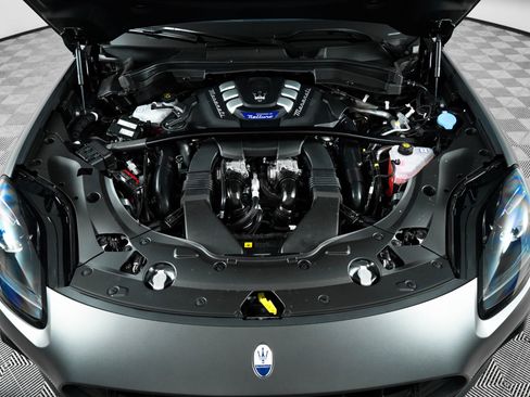 New 2025 Maserati Grecale Trofeo image 68