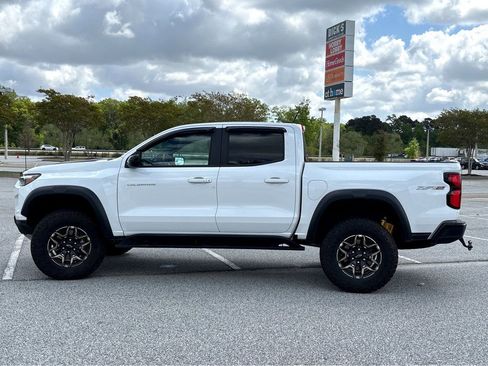 Used 2024 Chevrolet Colorado ZR2 AWD/4WD image 23