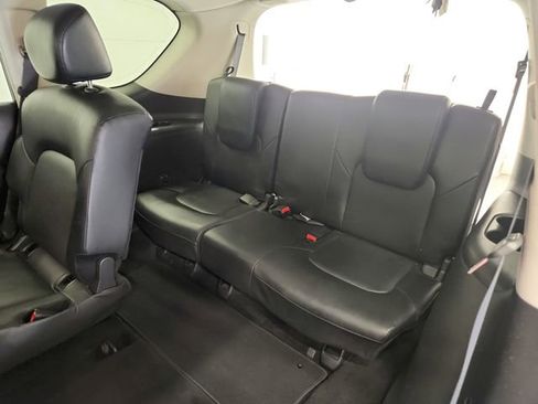 Used 2024 Nissan Armada SL image 39